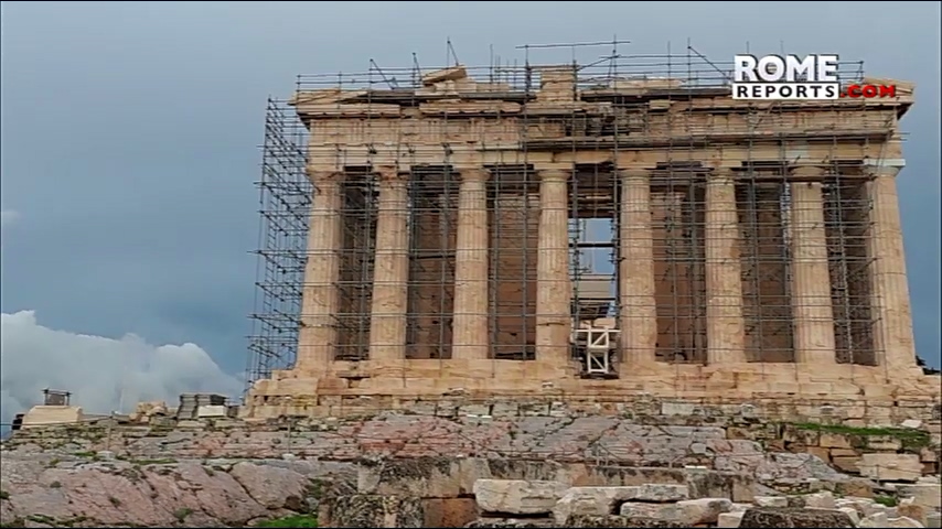 Pope Francis returns sculpture fragments from the Parthenon to Greece (480p).mp4_20221218_143157.254.jpg